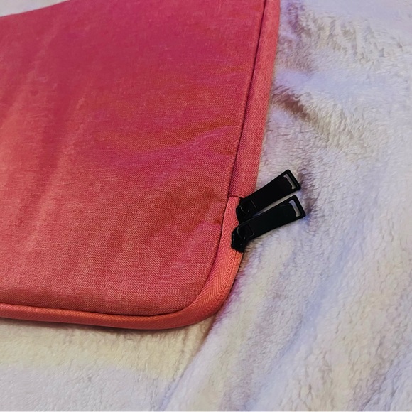 🆕 17” Pink Laptop Sleeve Cover W/ Dual Zipper Water Resistant - Picture 13 of 16